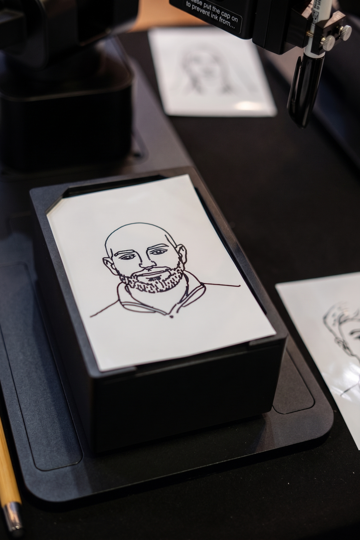 Caricabot