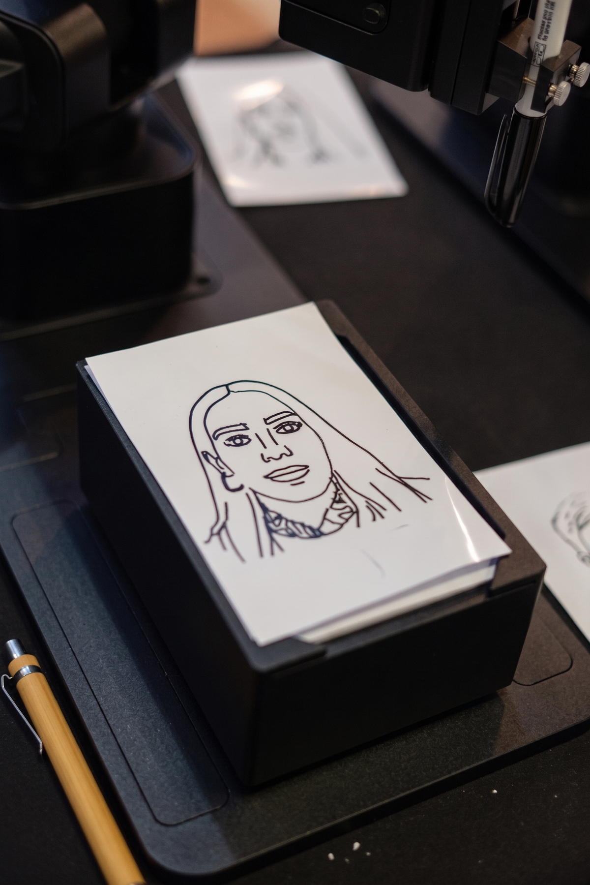 Caricabot